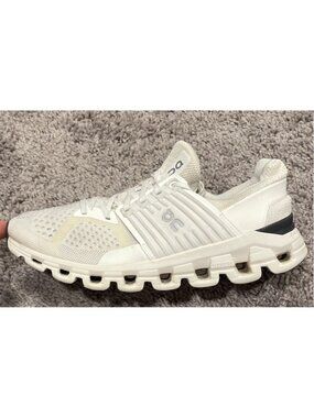 Size 8.5-On Cloudswift Swiss Engineering Womens 41.98923 All White Running Shoes